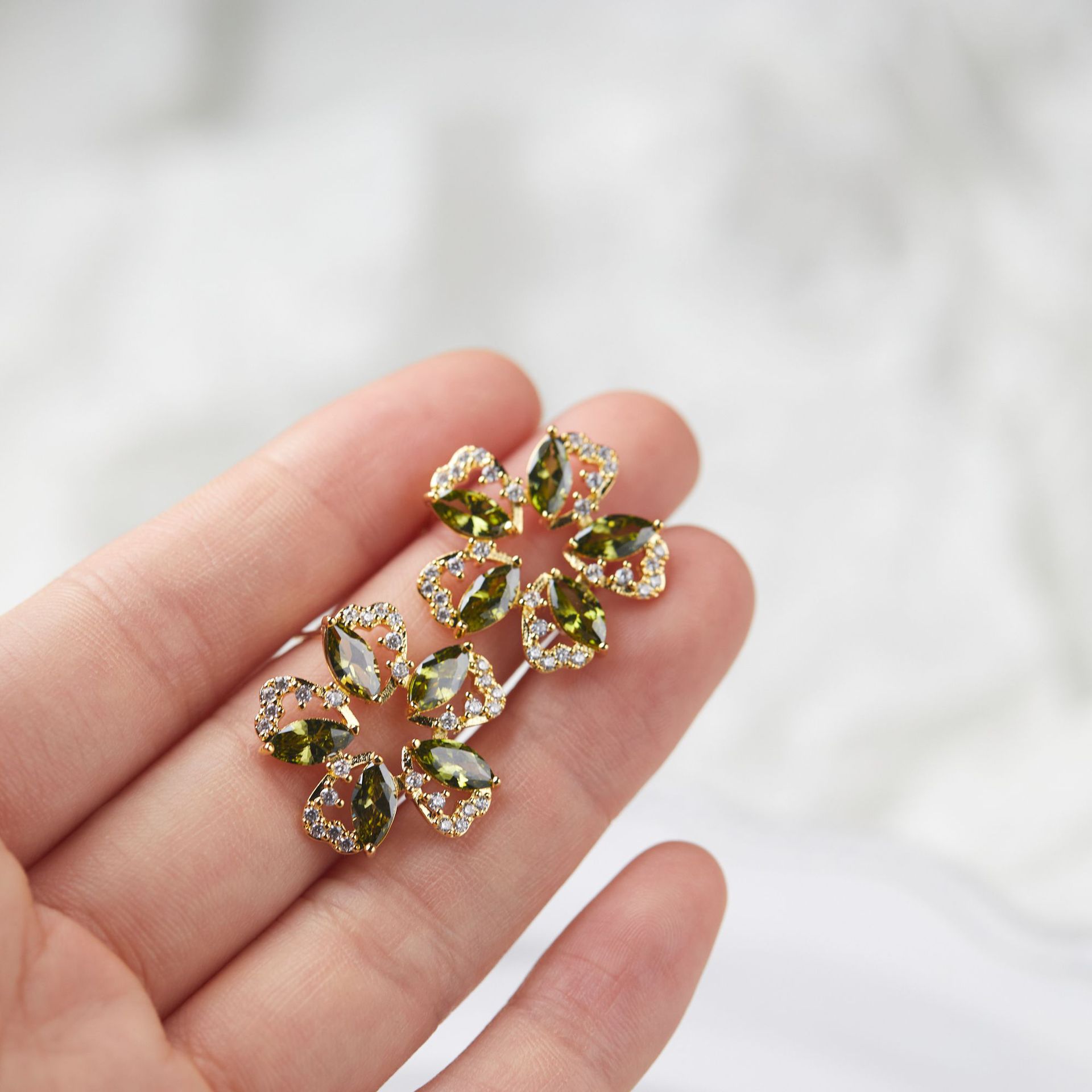 Forest Style Olive Green Zirco - огляд і ціна Ethnic Fashion Wear For Women