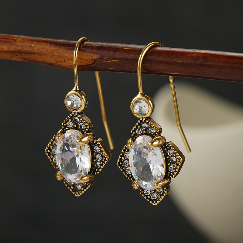 Vintage Inlaid White CZ Dangle - огляд і ціна Ethnic Fashion Wear For Women